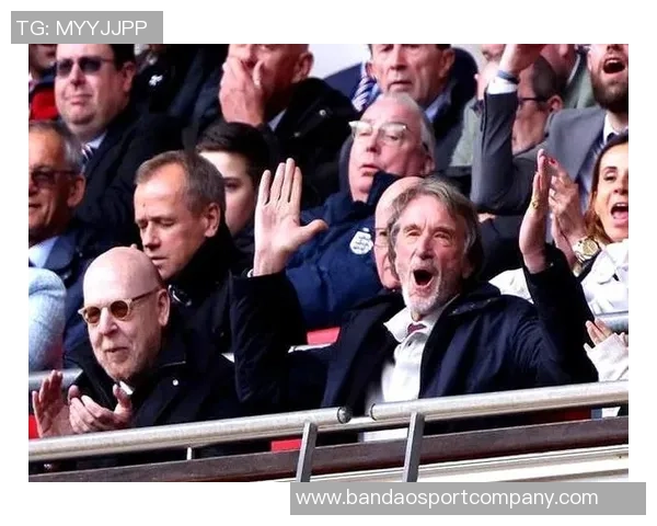 拉爵模仿曼城并非盲目跟风曼联却在重蹈覆辙中浪费宝贵时间